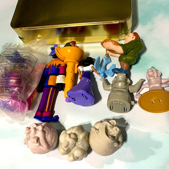 DISNEY VINTAGE 90s HUNCHBACK OF NOTRE DAME McDONALDS & BURGER KING TOY BUNDLE 10 - Picture 8 of 12